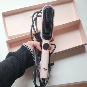 Lange Blush Hair Straightening Brush